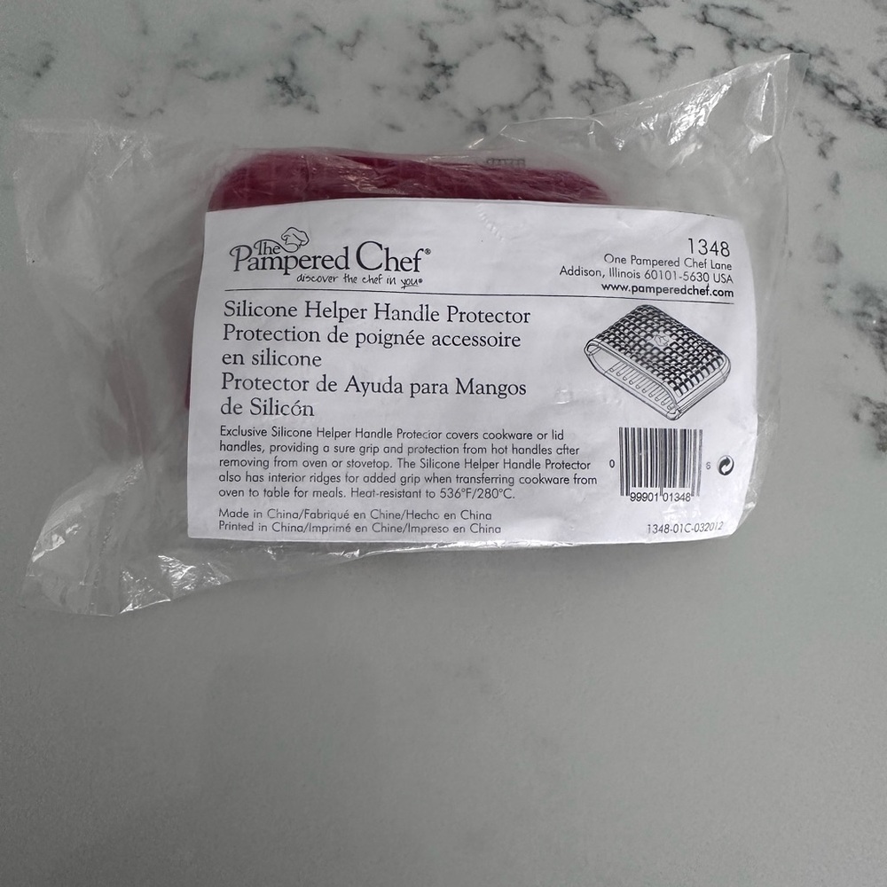 Pampered Chef Red Silicone Helper Handle